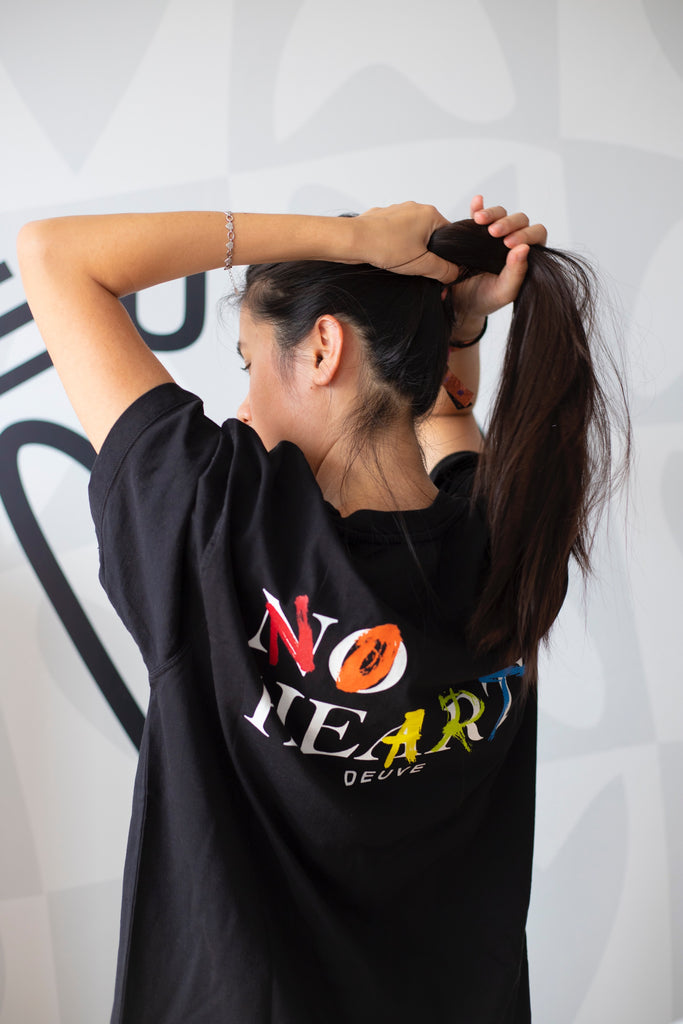 chica camiseta no heart no art negra deuve brand